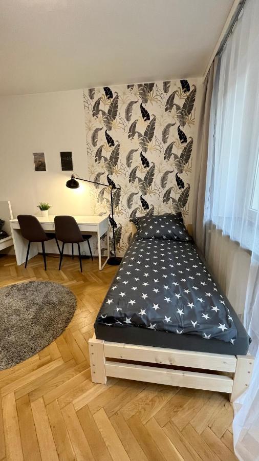 Warszawa Krucza Pokoje Ngoại thất bức ảnh