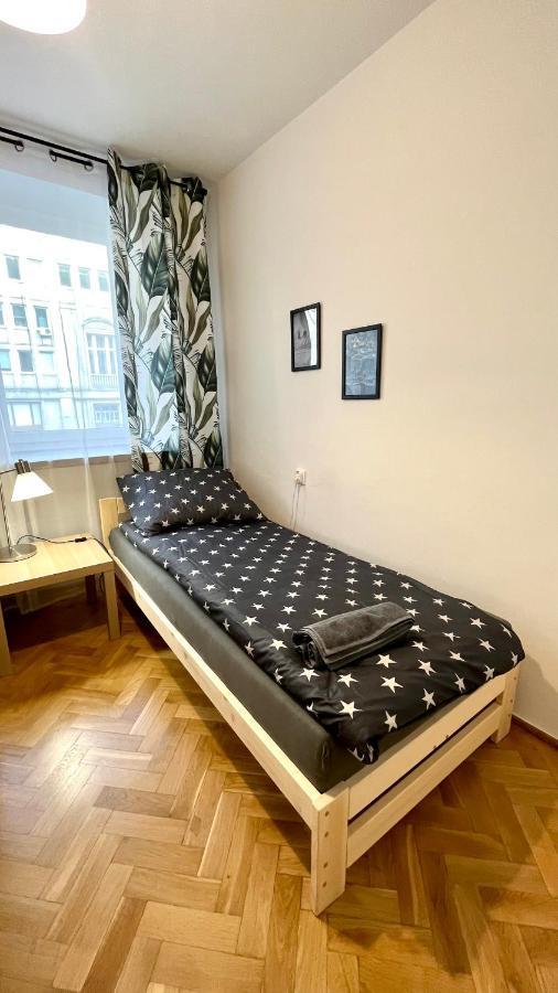 Warszawa Krucza Pokoje Ngoại thất bức ảnh